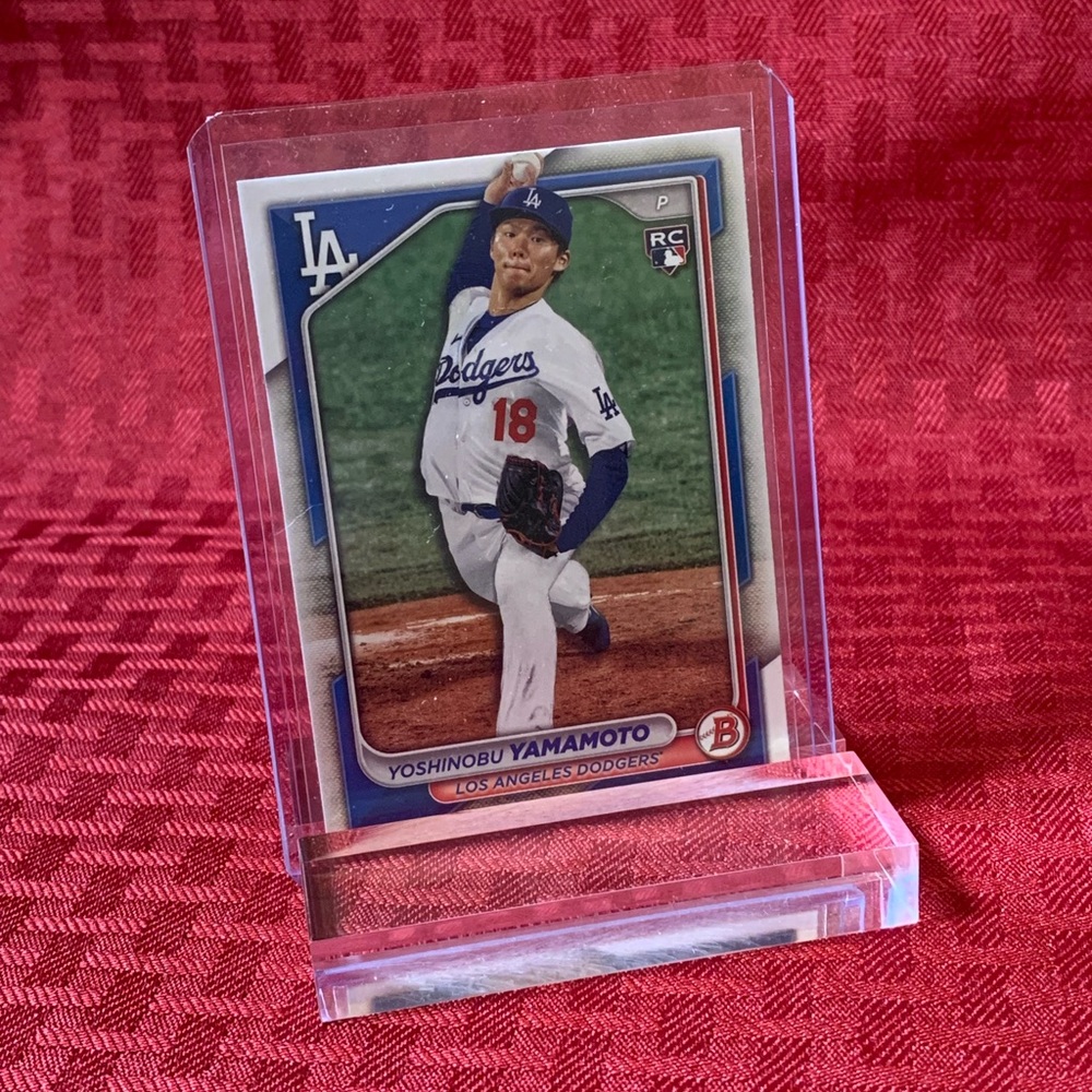 Yoshinobu Yamamoto Rookie card